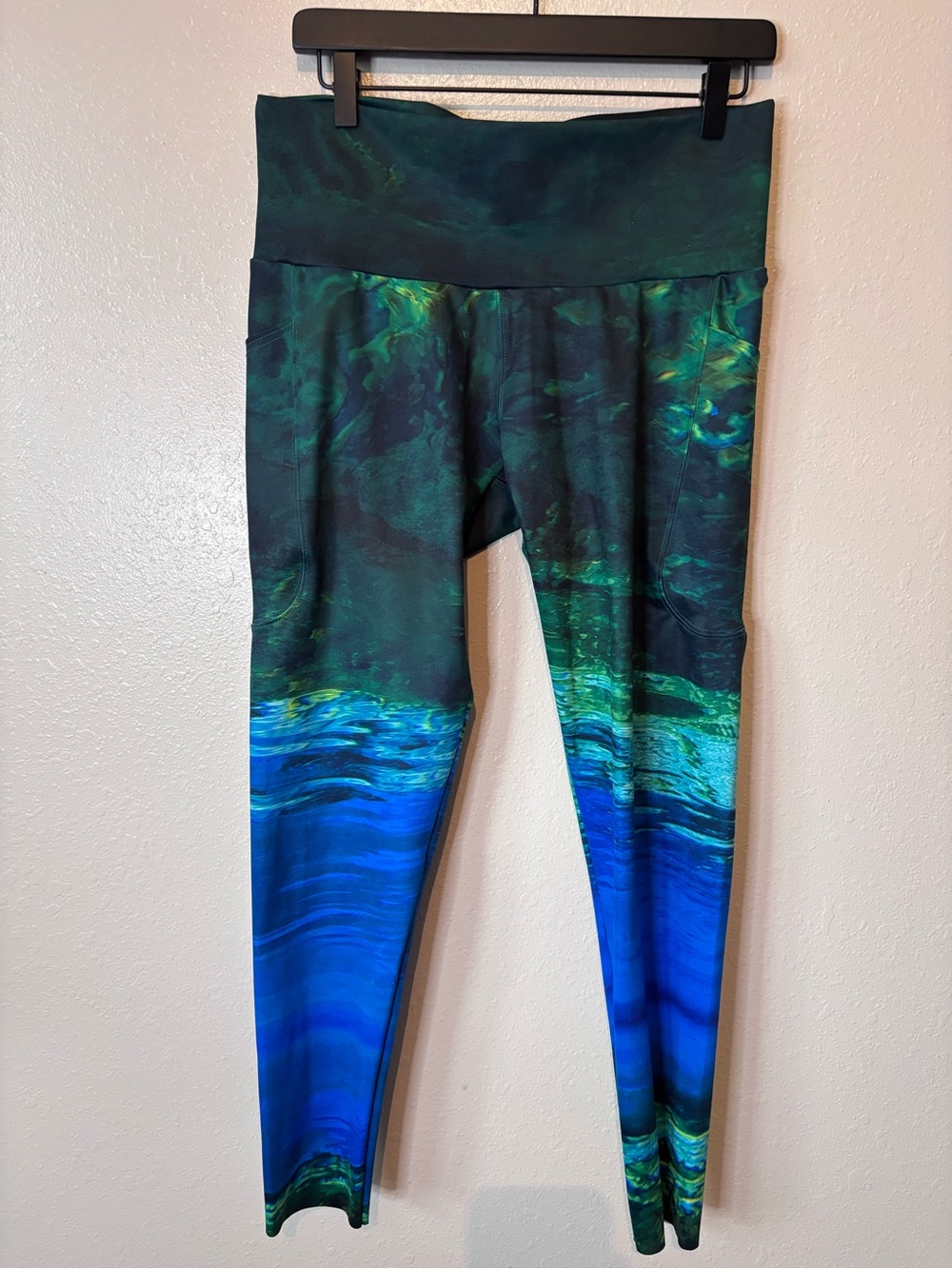 Waterlust mermaid camo leggings